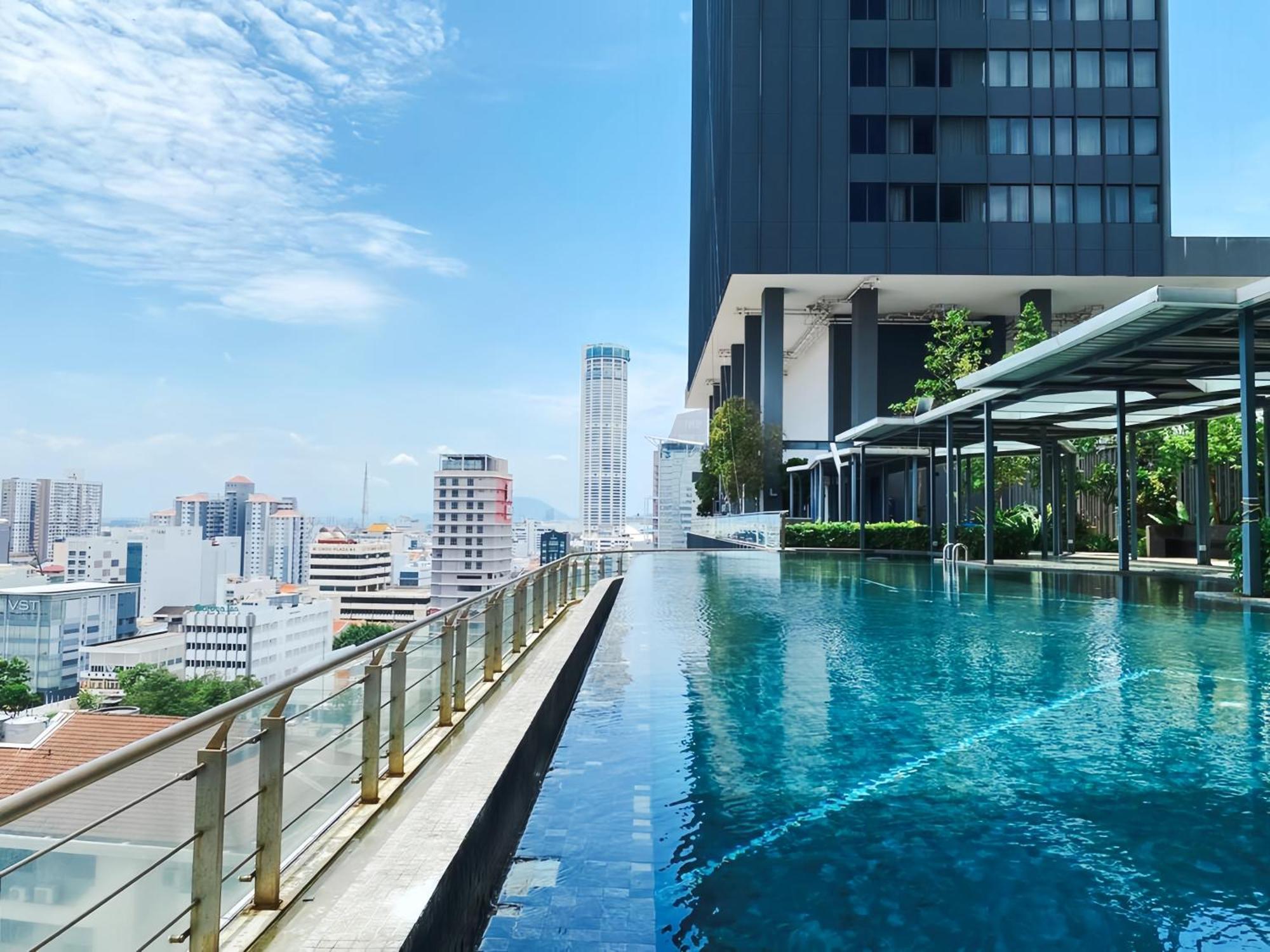 Tropicana 218 Macalister Penang Apartamento George Town Exterior foto